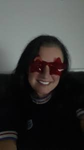 Found some groovy glasses in the cabin 🤣🤣