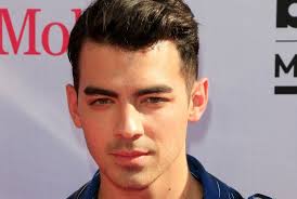 Joe Jonas Ungkap momen Haru di Pernikahan Sang Adik