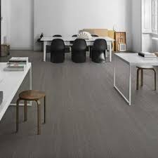 Diese hochwertigen bodenfliesen verbinden die behagliche optik des holzes. Fliesen Grau Holzoptik Marazzi