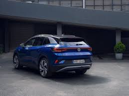The 2021 volkswagen id.4 crossover kicks off a massive push by vw to bring electric cars to the masses and, eventually, make its own gasoline that's pretty ambitious, considering the id.4 only exists because of the volkswagen diesel scandal. Der Id 4 Elektrofahrzeug Modelle Volkswagen Deutschland