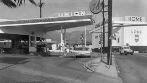 Burbank Blvd 1970s Home Jpg 700 395 Pixels Burbank California Burbank San Fernando Valley