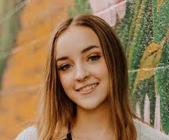 Ava Hayes's Instagram, Twitter & Facebook