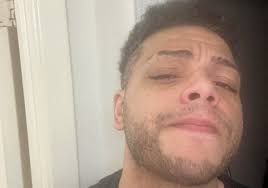 Where in Dallas can one go if they are looking for a third person 👀