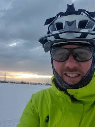 Muddy bike ride etiquette in small town Tekoa diners