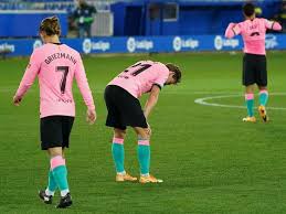 The last team who won la liga outside of these 2 giants is atletico madrid during the 2012/2013 season. Barcelona Held By 10 Man Alaves To Extend Winless Streak In La Liga Football News