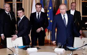 Картинки по запросу зеленский и путин Vstrecha Zelenskogo I Putina Zavershilas Poslednij Skazal Ya Dovolen Gromadskoe Televidenie Gromadskoe Televidenie