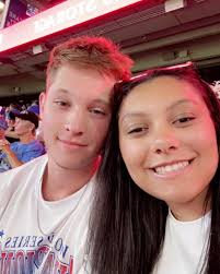 Ethan Behnke's Instagram, Twitter & Facebook