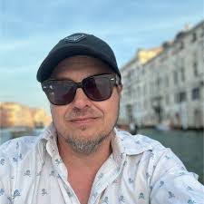 Ryan Iyengar's Instagram, Twitter & Facebook