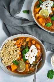 How to make chickpea soup in the oven? Instant Pot Chickpea Stew With Moroccan Spices