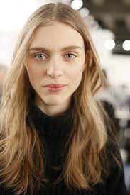 Backstage At Ralph Lauren Fall 2015 Face Hair Hair Game Strong Blonde Hair Characters