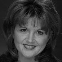 Victoria Frizzell's Instagram, Twitter & Facebook