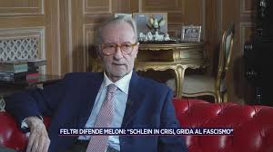4 di sera Weekend: Vittorio Feltri difende Giorgia Meloni: "Elly Schlein in crisi, grida al fascismo" Video