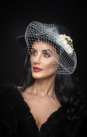 18,768 Fotos de Stock de Arranjo De Flores Com Fundo Preto