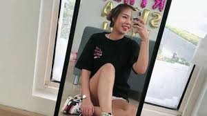 Perempuan yang viral di tiktok ini populer karena kontennya yang unik dan tak biasa. Muncul Akun Haters Sisca Kohl Netizen Membela Iri Bilang Bos Herstory
