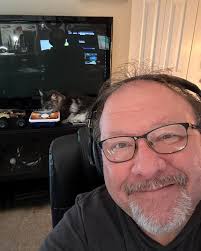 Always the critique-silent producer at the Radio Ranch 😁😹  #JudeTheMaineCoon