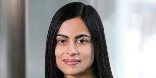 Elaine Eames's Instagram, Twitter & Facebook