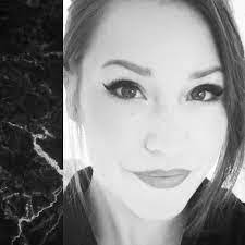 Gilbert Hewitt's Instagram, Twitter & Facebook