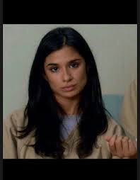 Wattpad Random Maritza Likes Flaca But Flaca Doesn T Like Her That Way So Maritza Befriends Poussey And Falls For Her Poussey Is Alive In This And Her And