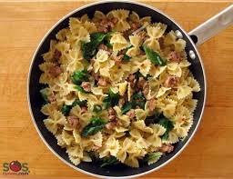 Jetzt ausprobieren mit ♥ chefkoch.de ♥. Farfalle Aux Saucisses