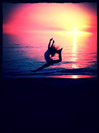 Pin By Ashley Hernandez On Dance Gymnastics Wallpaper Gymnastics Backgrounds Gymnastics Pictures