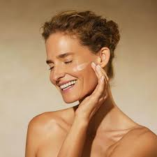 Swan Dermatology Center‎