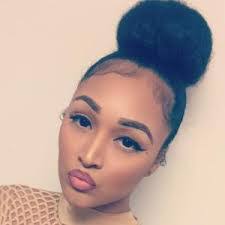 Daisy Parker's Instagram, Twitter & Facebook