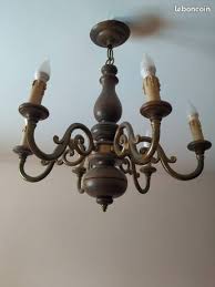 Lustre en fer noir lustre pour une entree lustre abat jour pas cher lustre gris argent lustre bleu pas cher plafonnier cuisine rouge lustre rose fille acheter lustre design castorama lustre lustre séjour salon lustre opaline ancien lip lustre glossy lip tint lustre passoire lustre multi abat jour boule. Lustre En Bronze D Occasion Annonces Decoration Leboncoin Page 2