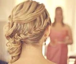 Frisuren Halboffen Geflochten Frisuren Seitliche Frisuren Frisur Hochgesteckt Frisur Hochzeit