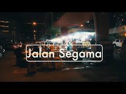 The capital of the state of sabah on the island of borneo, this malaysian city is a growing resort destination due to its proximity to tropical islands, sandy beaches, lush rainforest and mount kinabalu. Jalan Segama A K A Durian Street Kota Kinabalu Sabah Malaysia Youtube