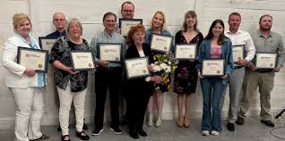 Profile for Leadership Grundy