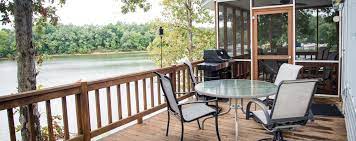 Marina offers rentals, lake essentials, food and night life. Kentucky Lake Lake Barkley Cabins Cottages