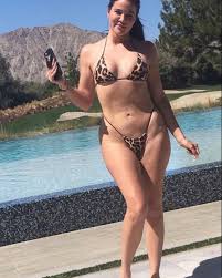 Khloe looks beautiful but it is within the right of the copyright owner to not want an image not the first owner of copyright is normally the photographer, so if i took a photo of khloe kardashian i own. Brgjzdf1qeqx7m