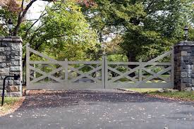 Wrought iron, steel,driveway gates, fence, electric gates. Farmhouse Front Gate Novocom Top