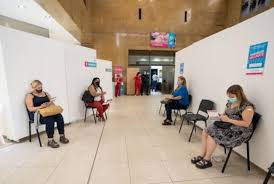 España inició el pasado 27 de diciembre de 2020 la mayor campaña de vacunación de la historia. Se Vacunaron Mil Bonaerenses En La Casa De La Provincia Provincia De Buenos Aires