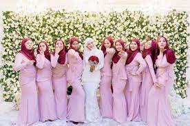Check out our bridesmaid selection for the very best in unique or custom, handmade pieces from our bridesmaids' gifts shops. Baju Bridesmaid Empire Home Facebook
