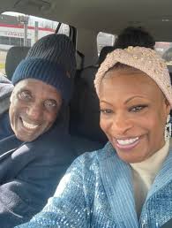 Kids reacting to different colored flight attendants' uniforms