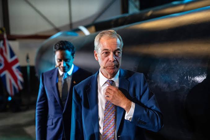Nigel Farage pledges to suspend the asylum system for five years
