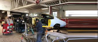Parkview Auto Repair Body Shop The Best Auto Repair And Collision Services Chicago Il 60609