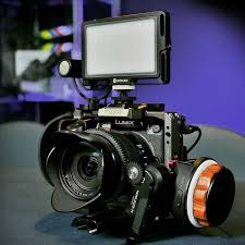 Cool Setup For Today Repost By Momanglobal Credit A G Videomaker Momanml3d Momanledlight Gh5s Tiltacage Tiltanucl In 2020 Film Production Videography Cool Stuff