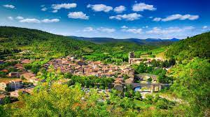 Lagrasse, medieval jewel - Corbières Minervois Tourism