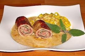 Involtini A La Saltimbocca Mit Sahnesosse Von Nogikon Chefkoch Rezept Involtini Fleischrollchen Saltimbocca Rezept