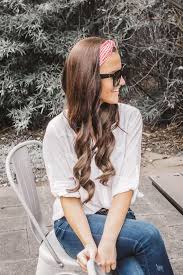 (remarquez on pourrait, ça ferait juste une spirale plus serrée.), bref je me suis servie des manches (longues) pour me faire un bandeau (oui un deuxième. 3 Facons De Porter Ou De Mettre Le Bandeau Cheveux Femme Mon Petit Bandeau