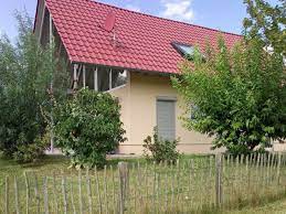 Select the possessive determiners fit with each pronoun. Ferienhaus Klaus Sein Haus Wohlenberg Frau Nina Orth