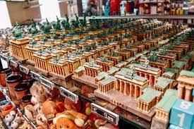 Or book a try to the city that's for an unforgettable city meets beach break, travel to nice. Costurile Unui City Break In Capitala Germaniei Born To Travel