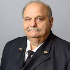 Robert Outhouse's Instagram, Twitter & Facebook