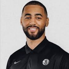 Corey Vinson's Instagram, Twitter & Facebook