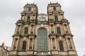 Maybe you would like to learn more about one of these? Kathedrale Saint Pierre De Rennes In Rennes Holidaycheck