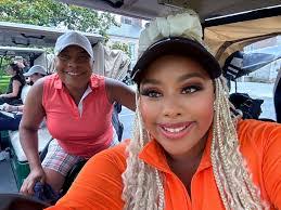 Denise Eades's Instagram, Twitter & Facebook