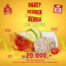 Siapa yang mampu menahan godaan lezatnya ayam goreng tepung yang crispy dan disajikan dengan sambal yang pedasnya bikin nagih? Resep Sambal Geprek Bensu Resep Sambal Ayam Geprek Bensu Hijab Korea Official Twitter Geprek Bensu Real By Paket Geprek Bensu Level 15 Yakin Ga Tergoda Liat Sambalnya
