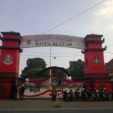 Explore more searches like blitar jawa timur. Photos At Alun Alun Kota Blitar Blitar Jawa Timur